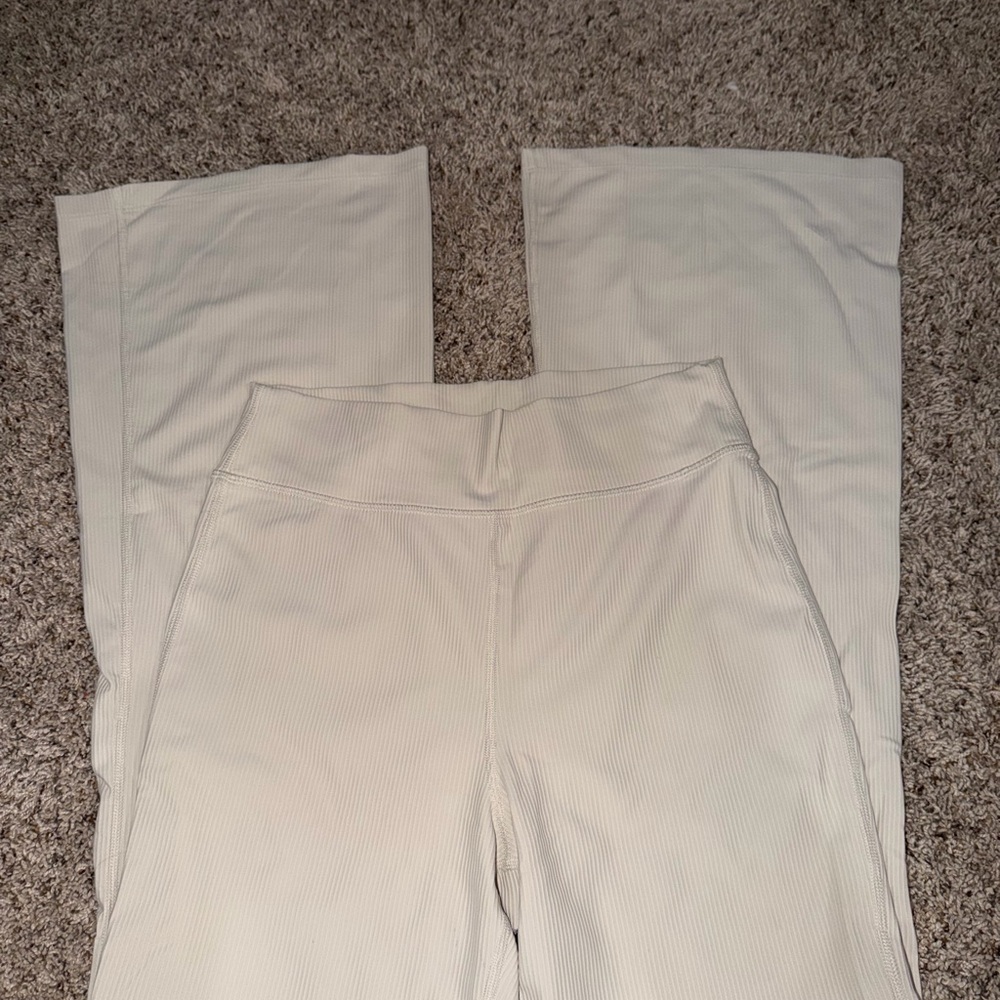 Women’s High-Rise Wide Leg Pants in Cream (Old Navy)